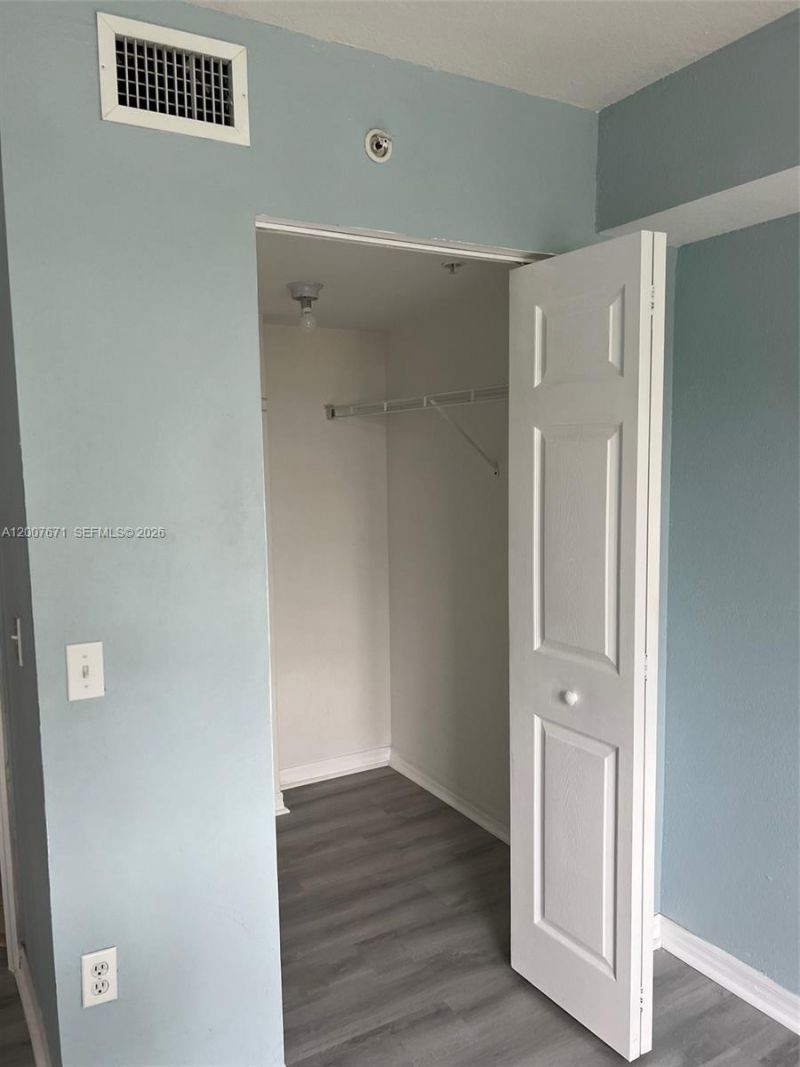 13780 NE 3rd Ct, Unit 207, North Miami, FL 33161 Photo