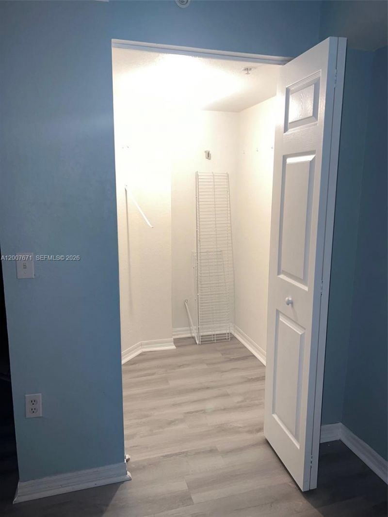 13780 NE 3rd Ct, Unit 207, North Miami, FL 33161 Photo
