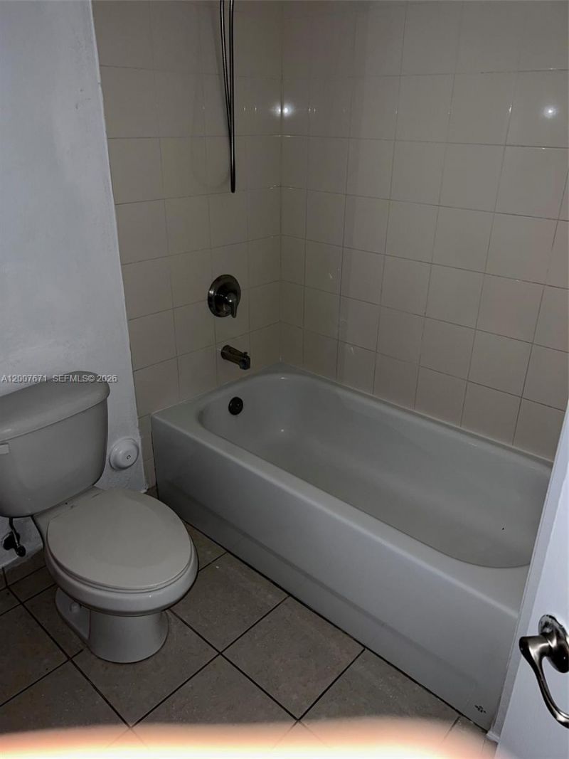 13780 NE 3rd Ct, Unit 207, North Miami, FL 33161 Photo