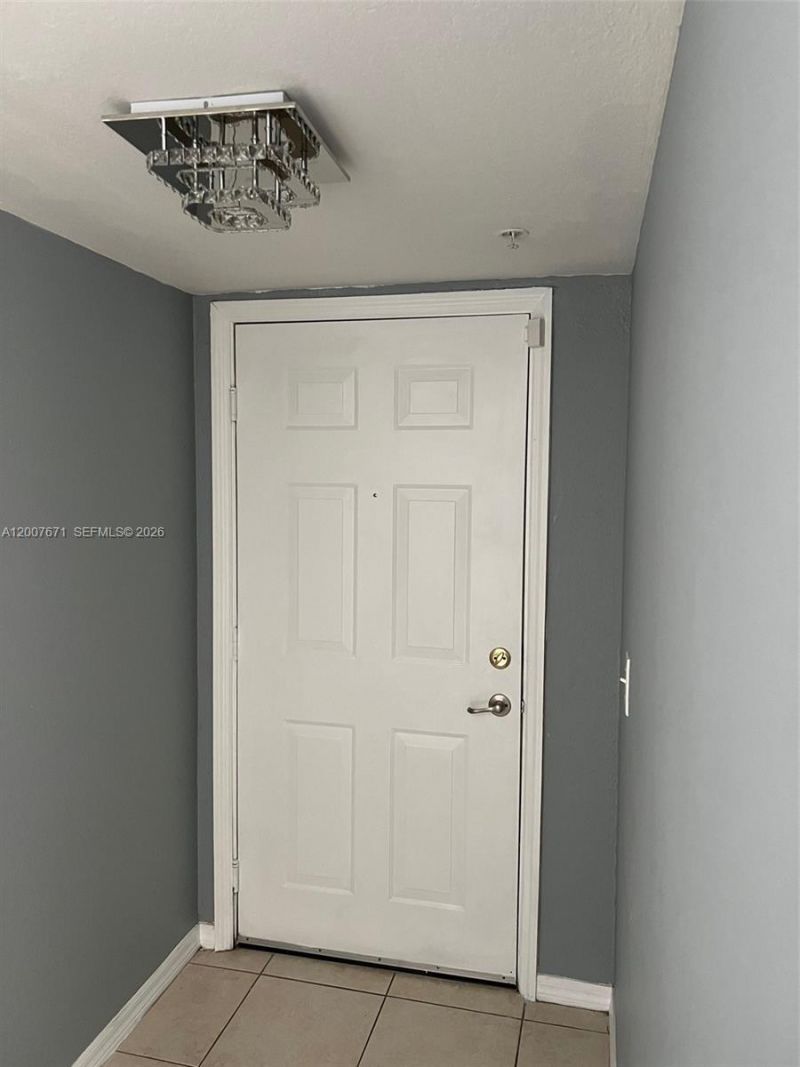 13780 NE 3rd Ct, Unit 207, North Miami, FL 33161 Photo
