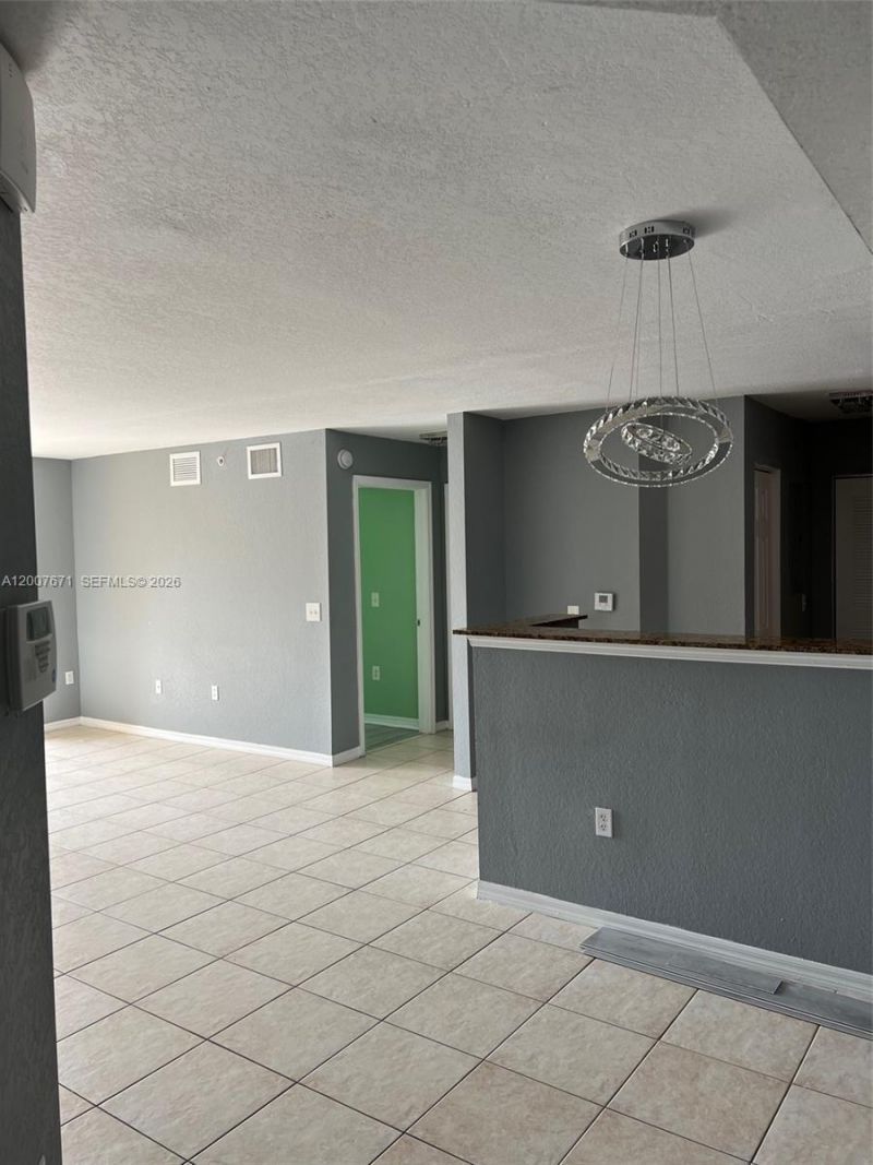 13780 NE 3rd Ct, Unit 207, North Miami, FL 33161 Photo