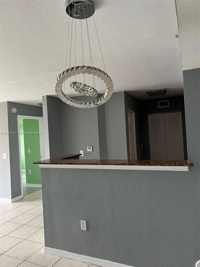 13780 NE 3rd Ct, Unit 207, North Miami, FL 33161 Photo