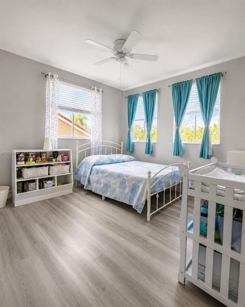 963 Falling Water Rd , Weston, FL 33326 Photo
