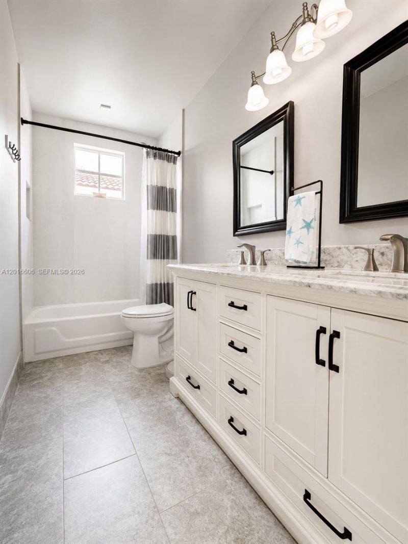 963 Falling Water Rd , Weston, FL 33326 Photo