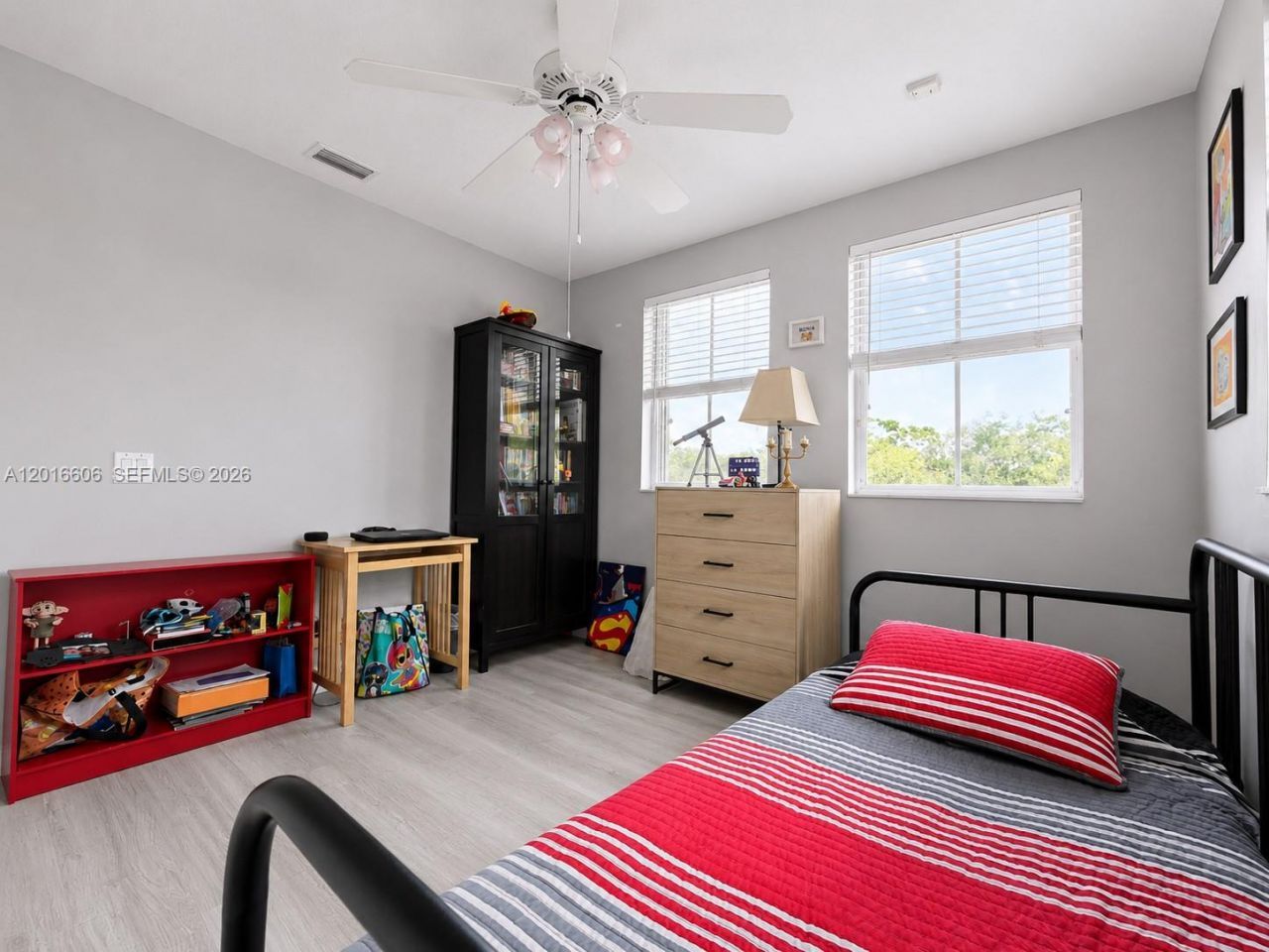 963 Falling Water Rd , Weston, FL 33326 Photo
