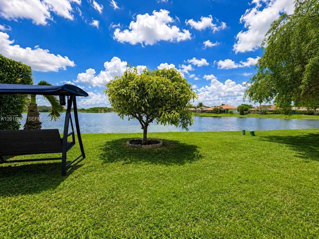 963 Falling Water Rd , Weston, FL 33326 Photo