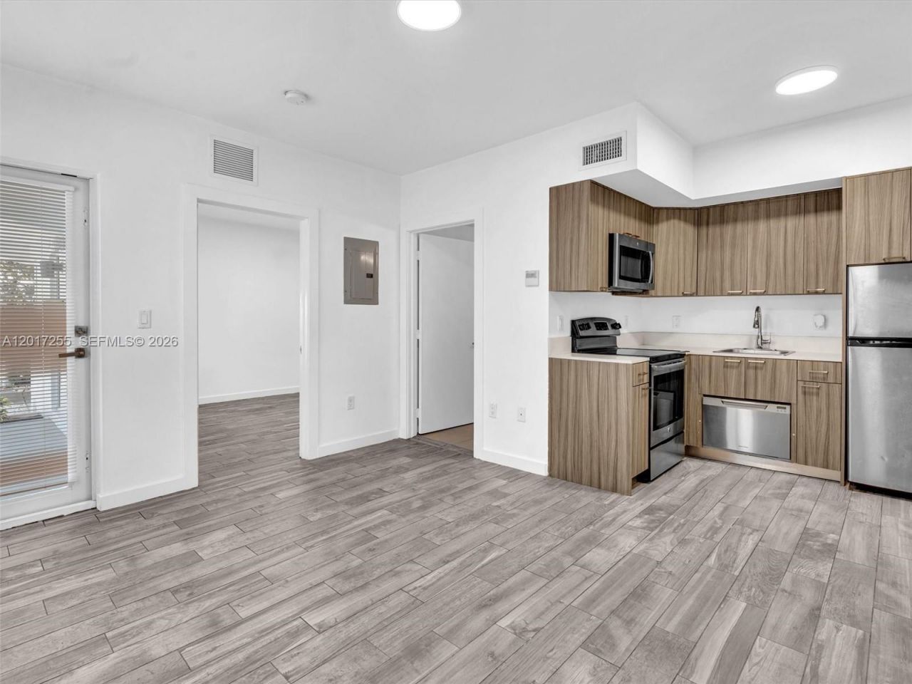 557 Michigan Ave, Unit 114, Miami Beach, FL 33139 Photo