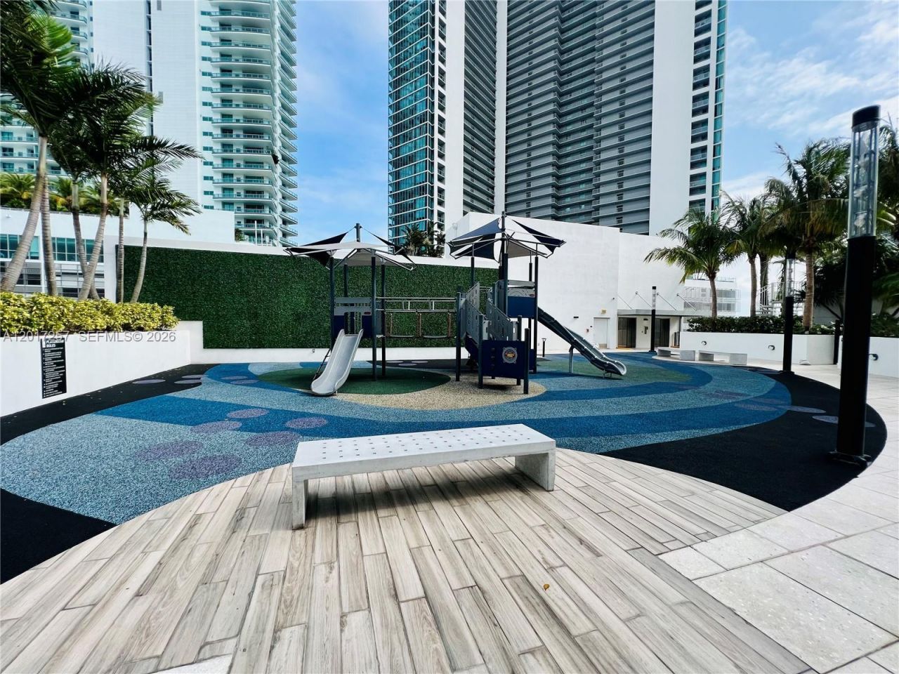 851 NE 1st Av , Unit 2808, Miami, FL 33132 Photo