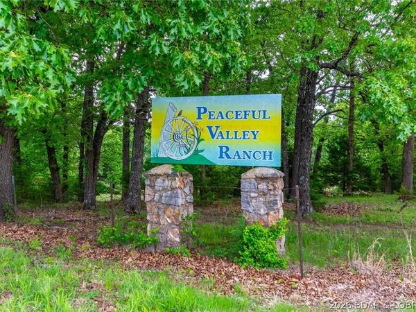 31611 Saddle Road, Gravois Mills, MO 65037