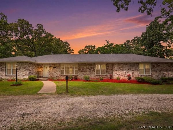 18285 Highway W W, Versailles, MO 65084