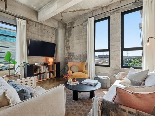 360 W Pershing Road, Unit 190, Kansas City, MO 64108