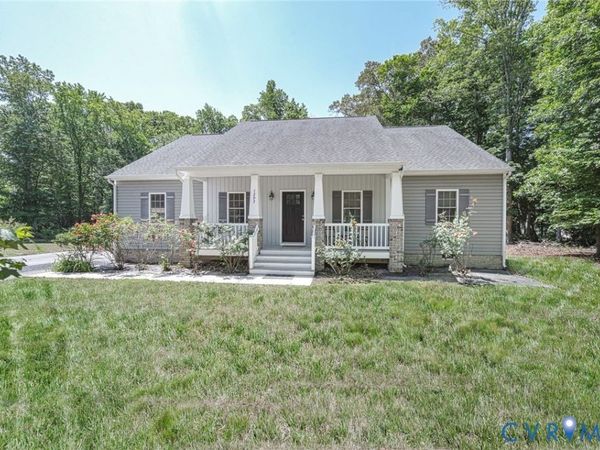 1297 Manfield Road, Aylett, VA 23106