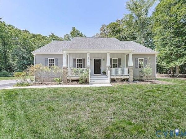 1297 Manfield Road, Aylett, VA 23106