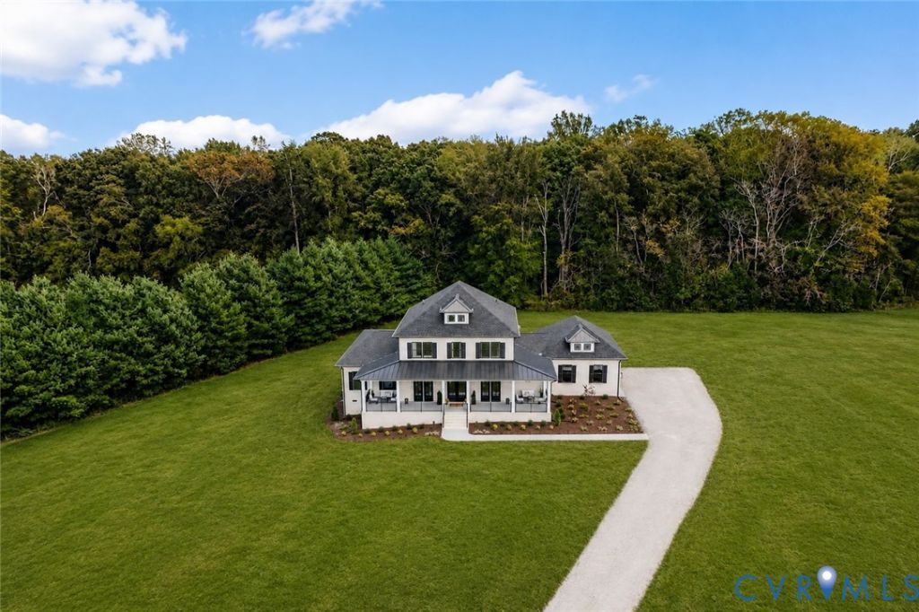 15327 Buck Calhoun Boulevard , Lanexa, VA 23089 Main Photo