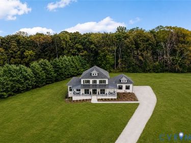 15327 Buck Calhoun Boulevard , Lanexa, VA 23089