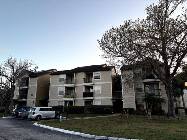 1916 LAKE ATRIUMS CIRCLE , Unit 44, ORLANDO, FL 32839