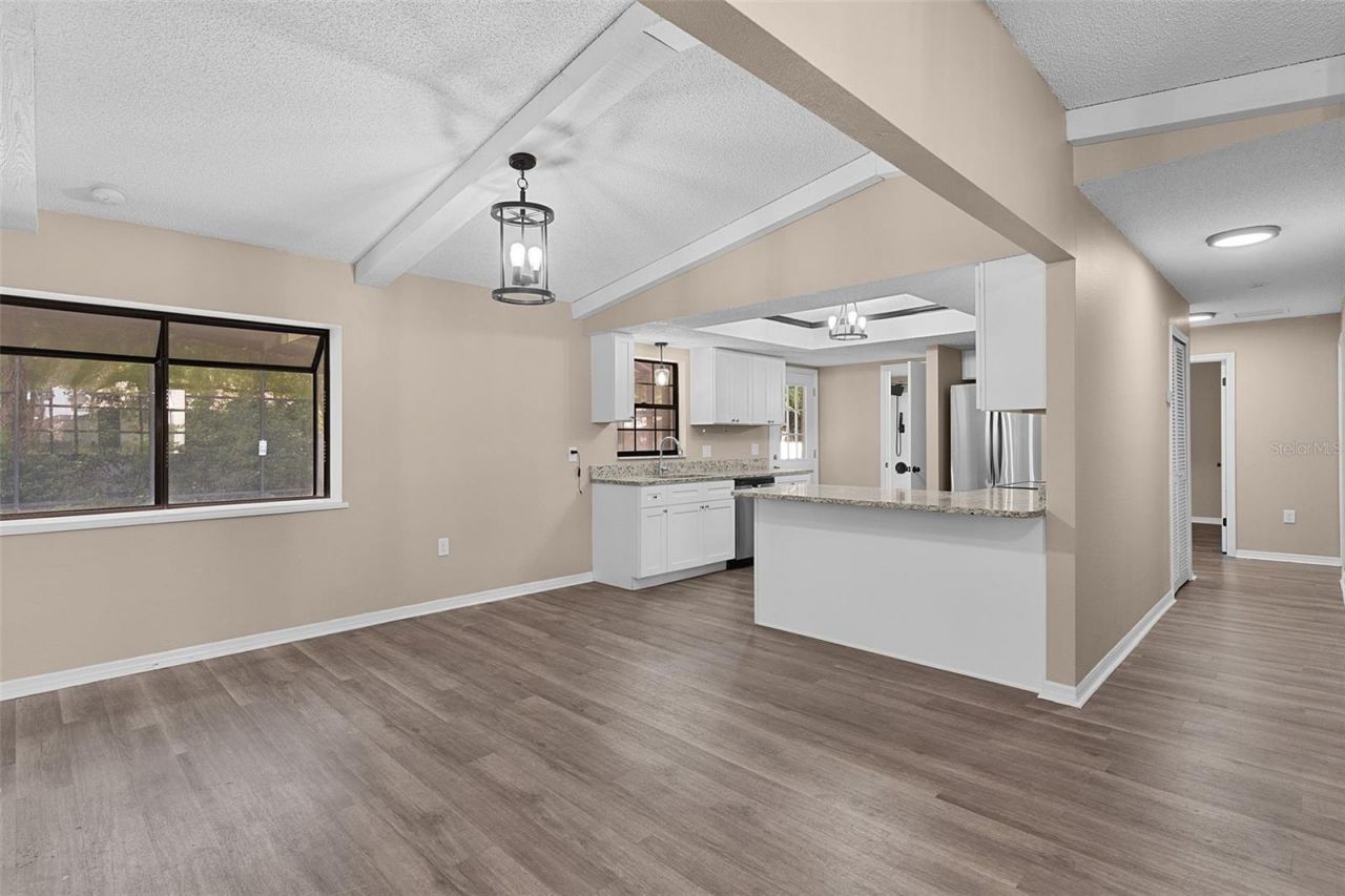 307 W Berckman Street, Fruitland Park, FL 34731 Photo