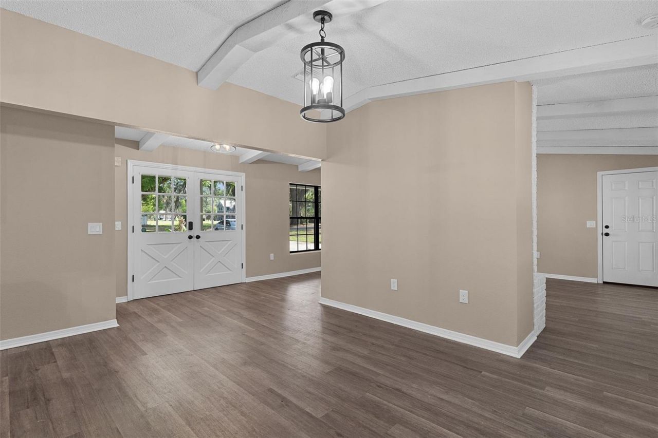 307 W Berckman Street, Fruitland Park, FL 34731 Photo