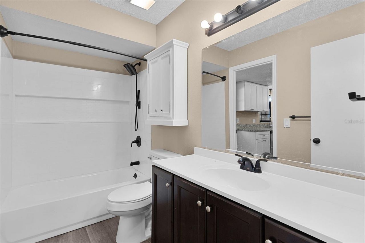307 W Berckman Street, Fruitland Park, FL 34731 Photo