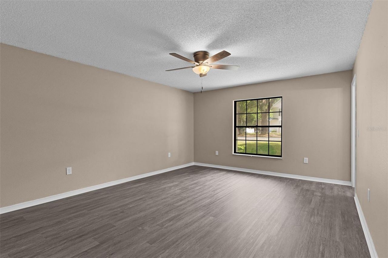 307 W Berckman Street, Fruitland Park, FL 34731 Photo