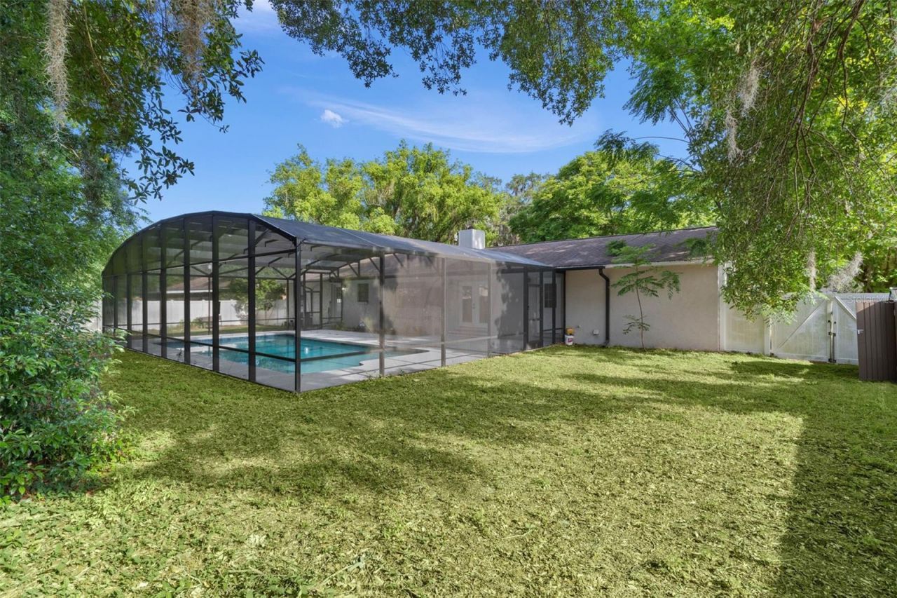 307 W Berckman Street, Fruitland Park, FL 34731 Photo