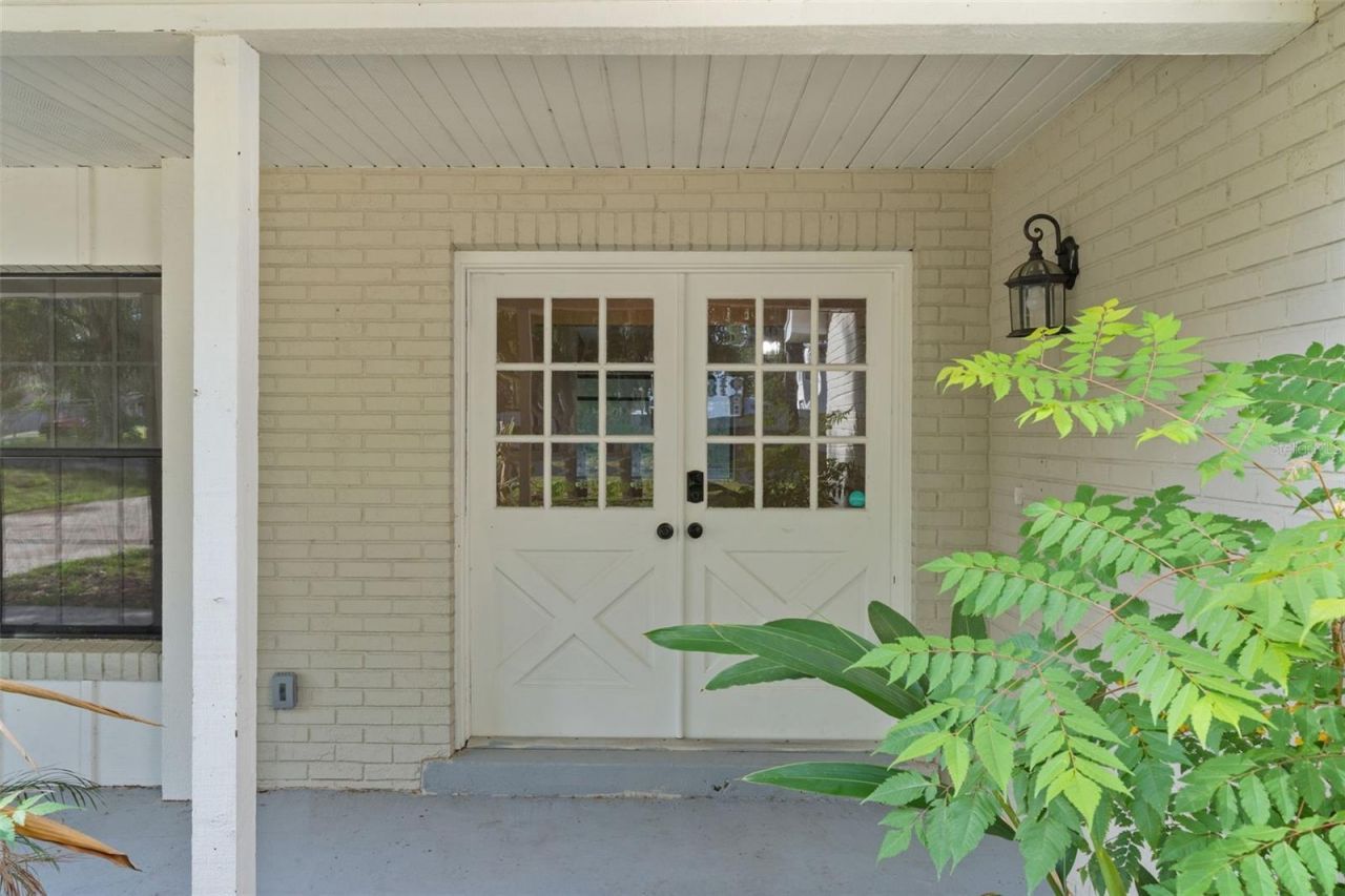 307 W Berckman Street, Fruitland Park, FL 34731 Photo