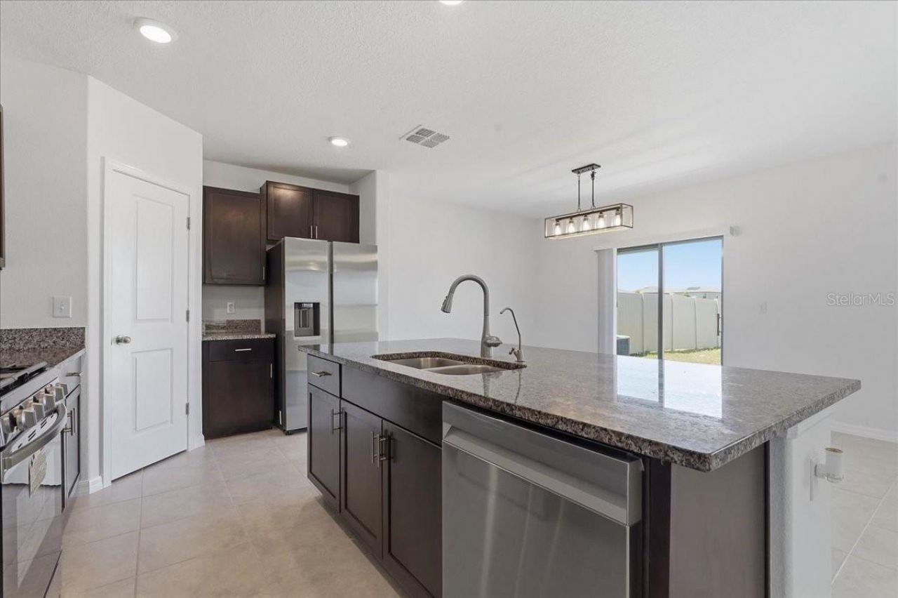 5224 White Chicory Drive, Apollo Beach, FL 33572 Photo