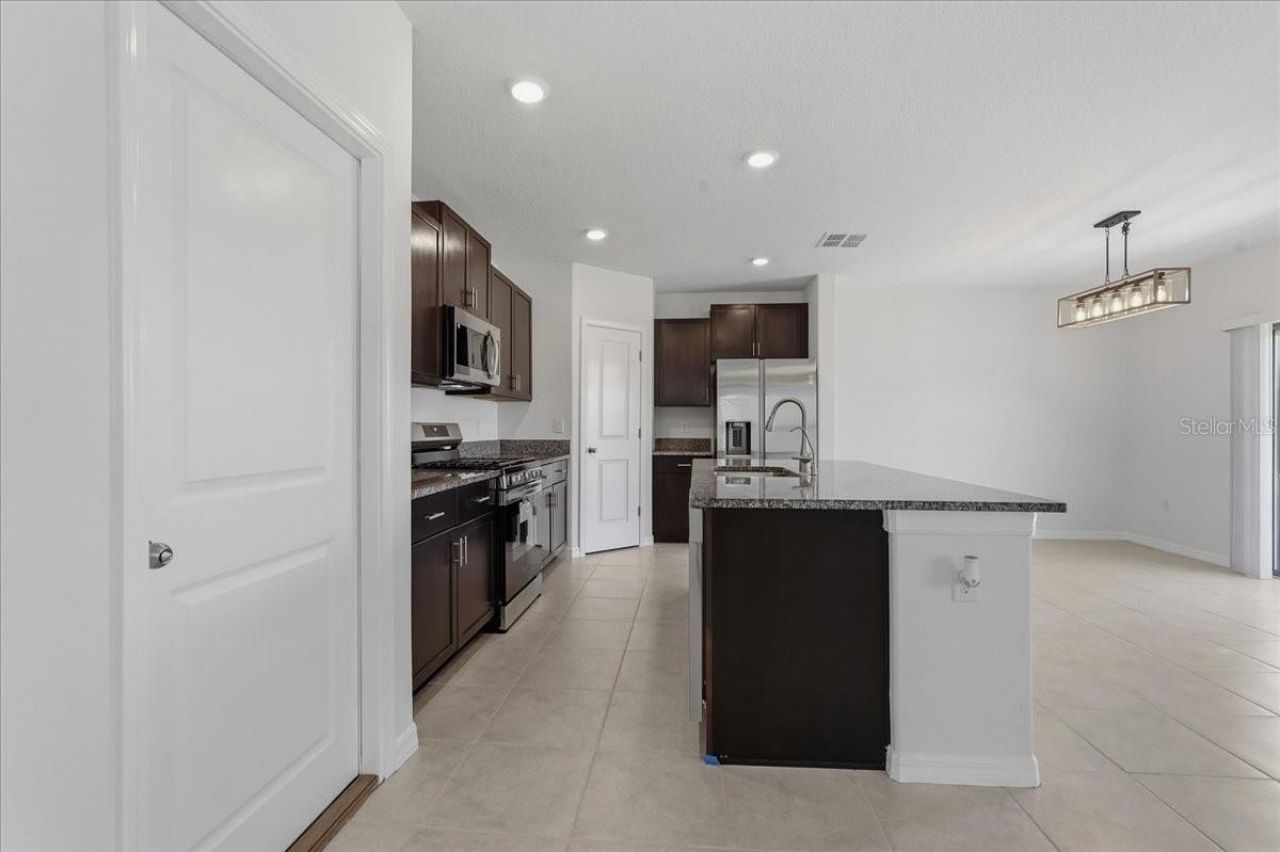 5224 White Chicory Drive, Apollo Beach, FL 33572 Photo