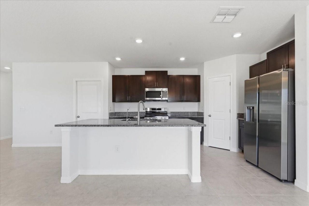 5224 White Chicory Drive, Apollo Beach, FL 33572 Photo