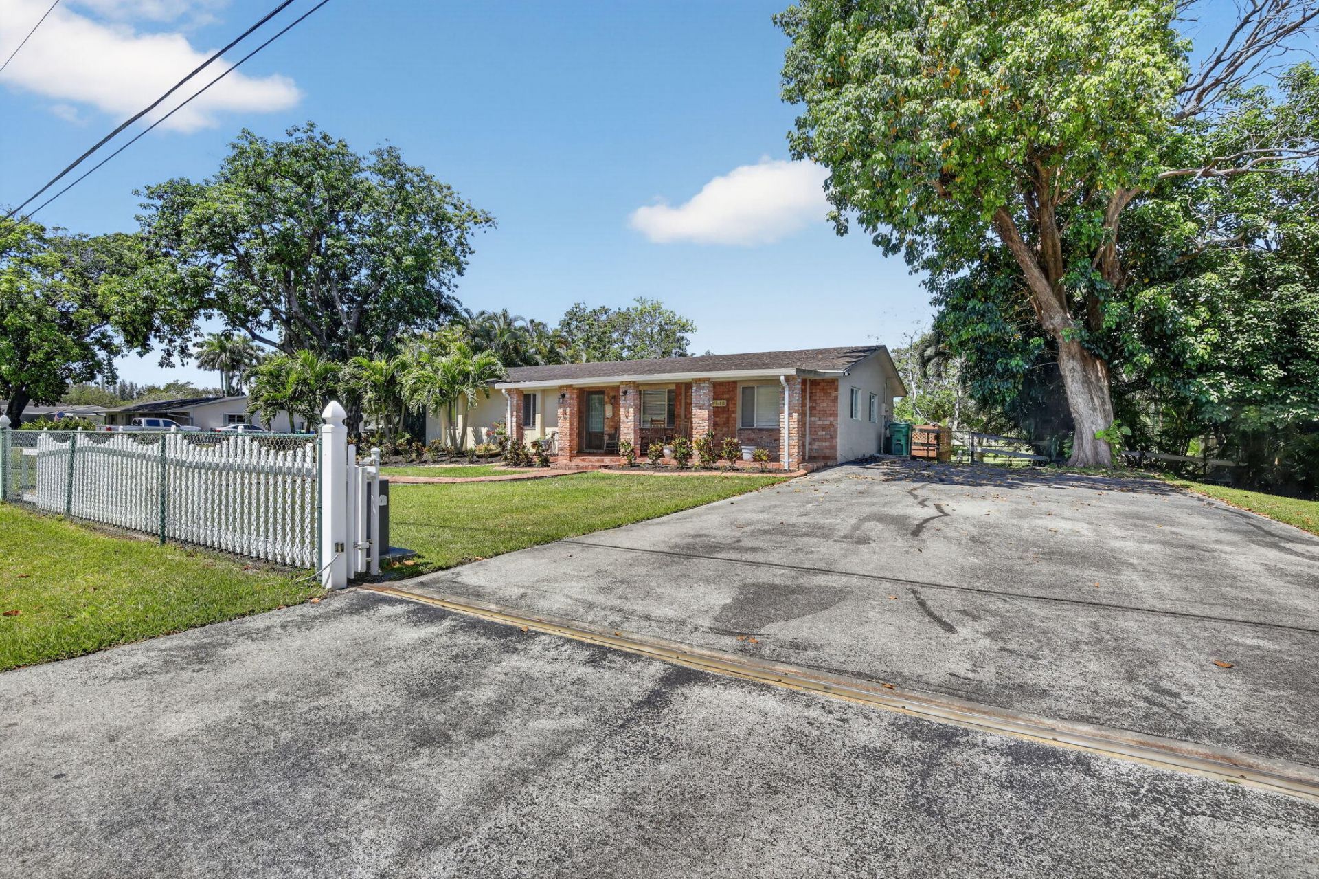 5491 SW 188th Avenue, Southwest Ranches, FL 33332 Photo