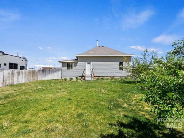 541 3rd St. E., Hansen, ID 83334