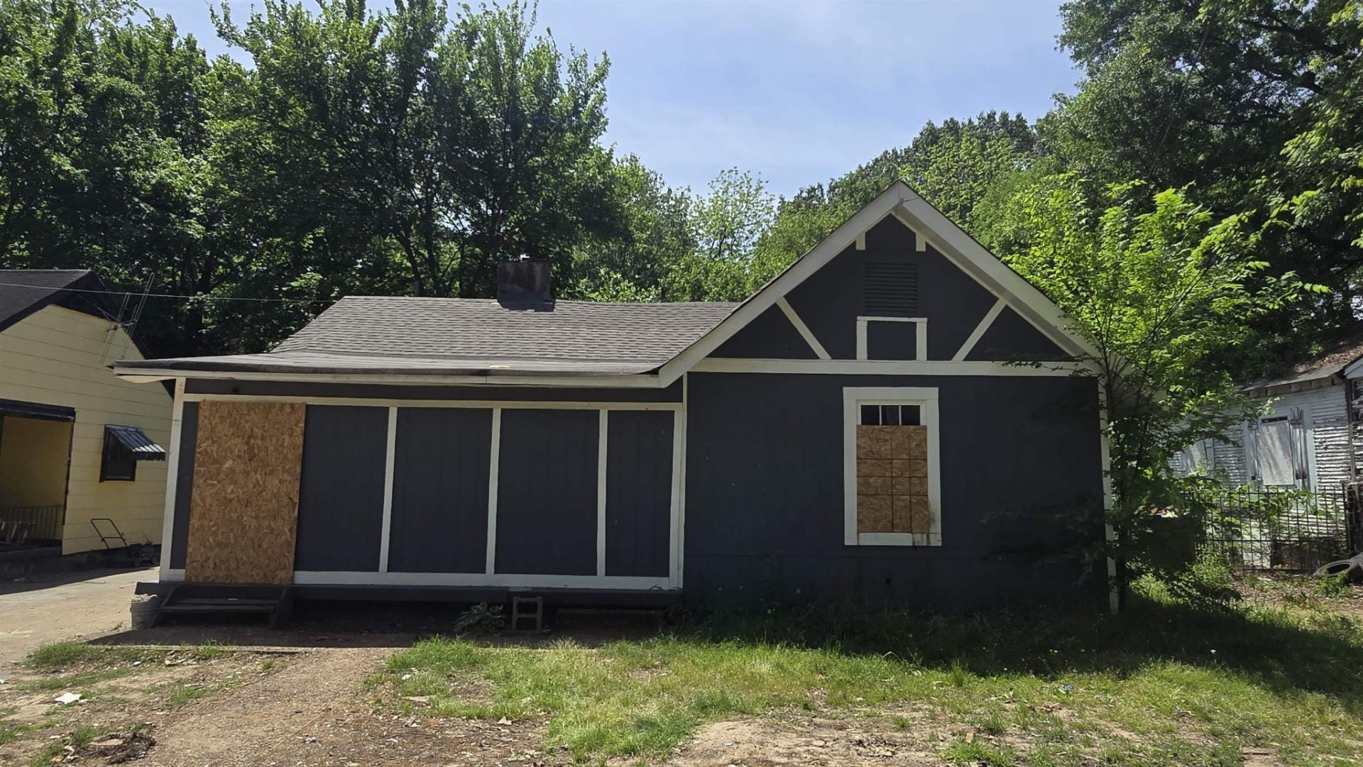 3247 Coleman Ave, Memphis, TN 38112 Main Photo