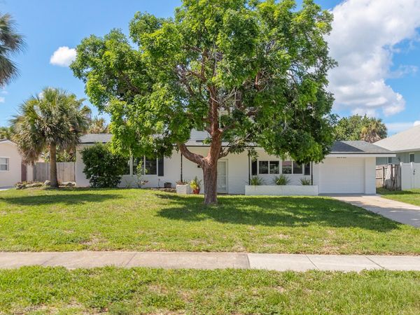 1203 Banana River Drive , Indian Harbour Beach, FL 32937