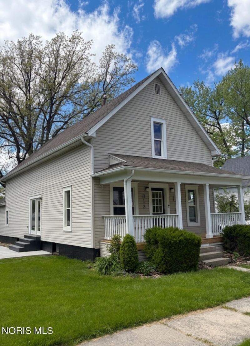 813 Delaware Avenue, Montpelier, OH 43543 Main Photo