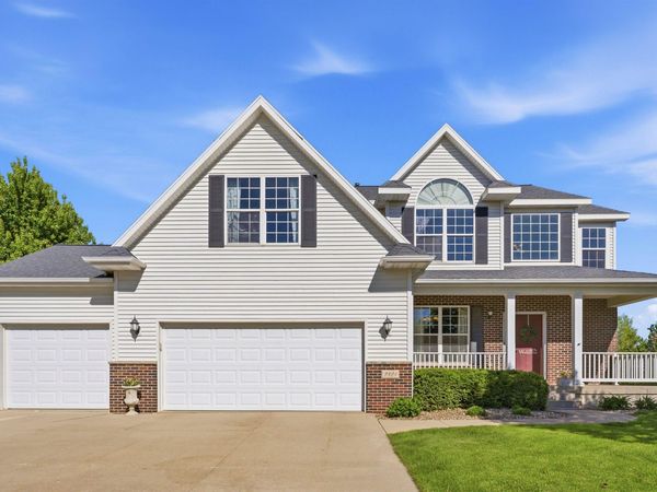 2821 Covey Court, Cedar Falls, IA 50613