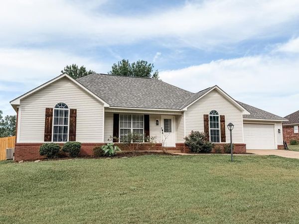 323 Blair Cove, Oxford, MS 38655