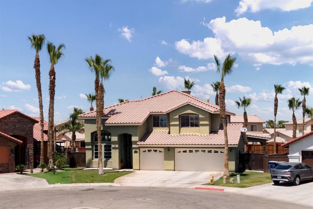 2130 Buchanan Ave, Calexico, CA 92231 Main Photo