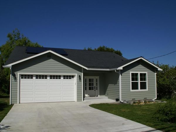 151 Dana Street, Fort Bragg, CA 95437