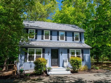 1 TARA CT , Palmyra, VA 22963