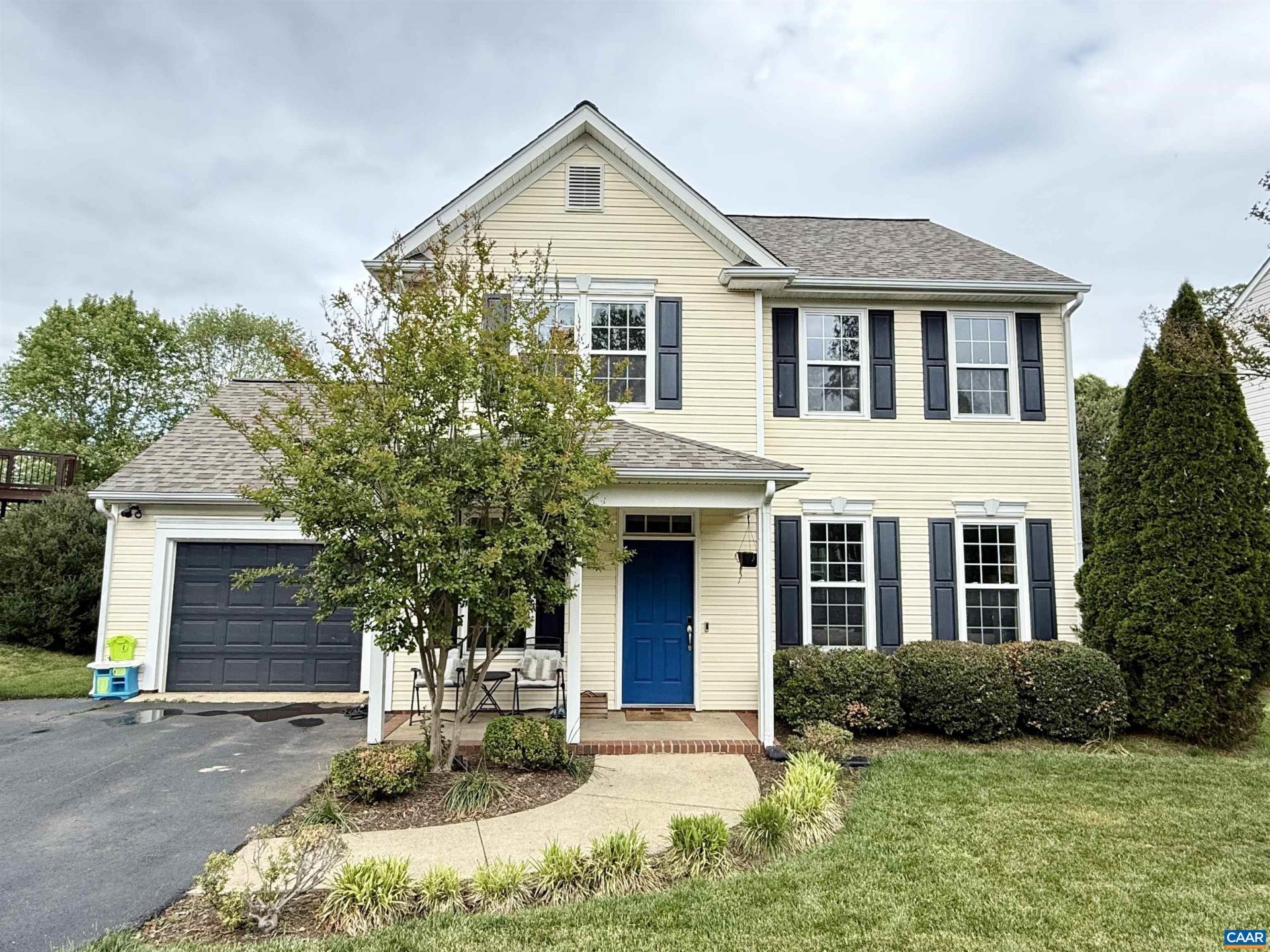 113 Running Fox Ln, Charlottesville, VA 22902 Main Photo