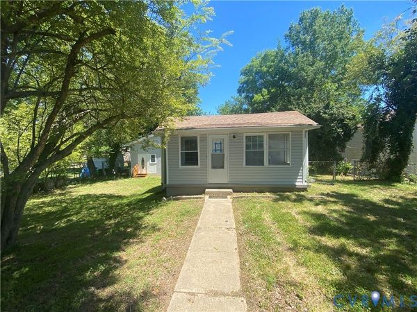 431 S 18th Avenue , Hopewell, VA 23860