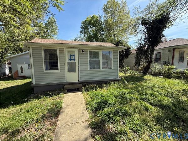 431 S 18th Avenue , Hopewell, VA 23860
