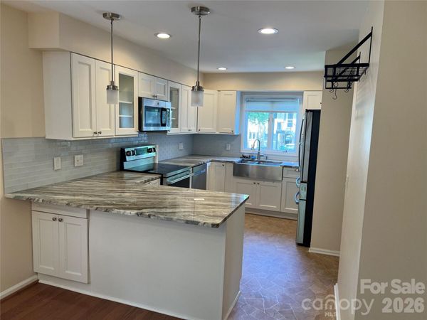 610 Britton Creek Drive, Hendersonville, NC 28791