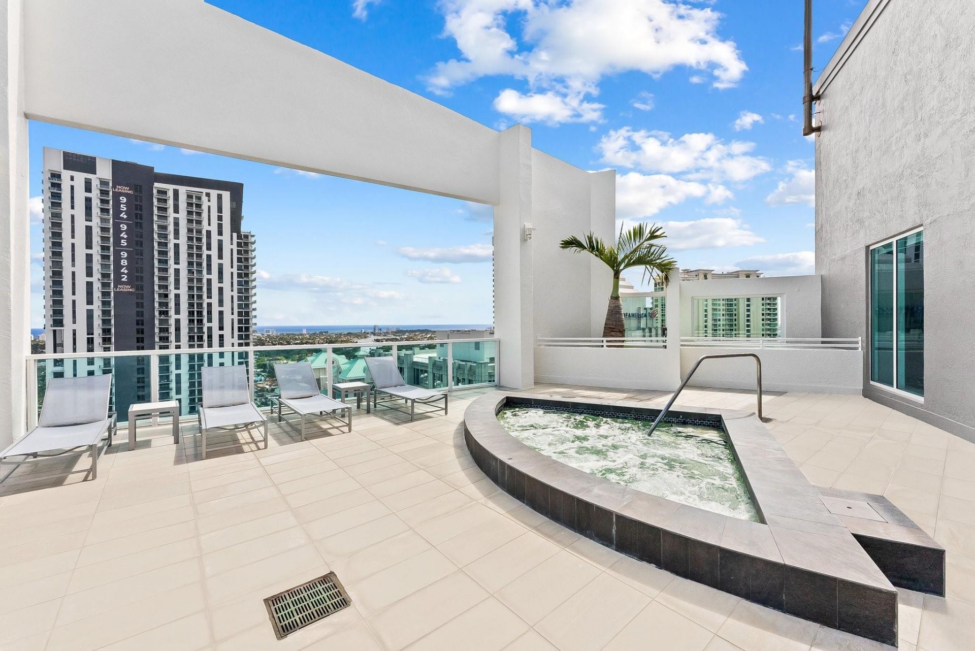 350 SE 2nd Street, Unit 1870, Fort Lauderdale, FL 33301 Photo
