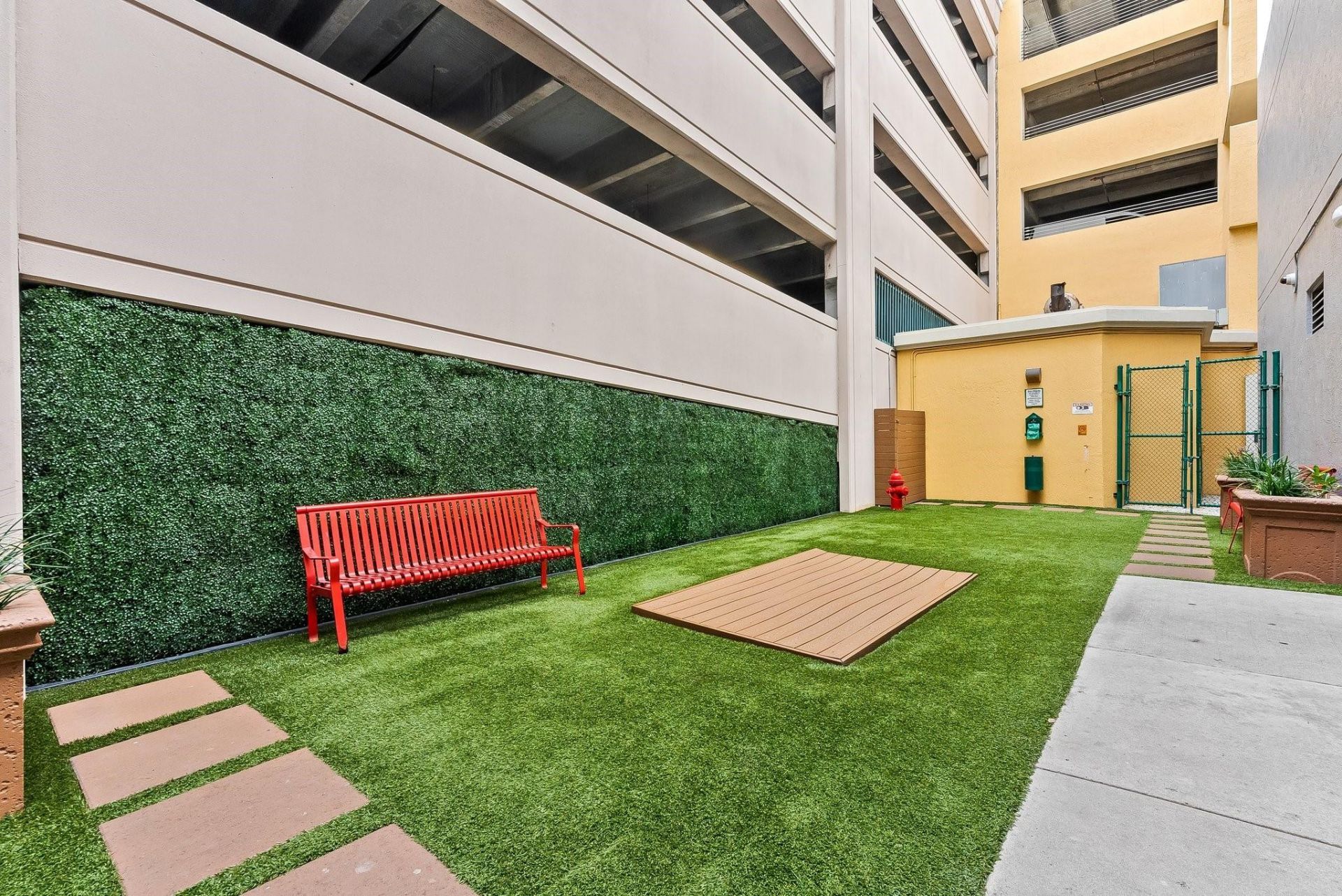 350 SE 2nd Street, Unit 1870, Fort Lauderdale, FL 33301 Photo