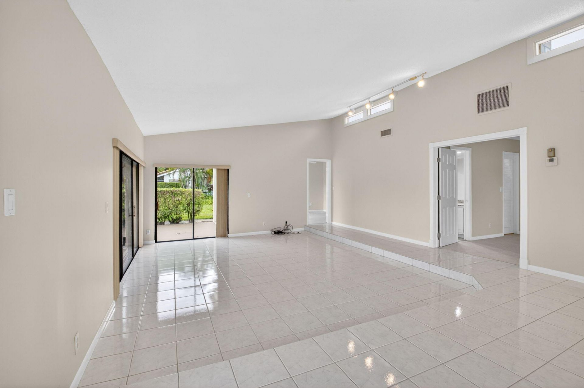5580 Piping Rock Drive, Boynton Beach, FL 33437 Photo