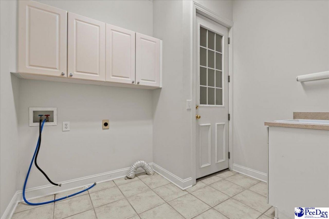 3089 Middlecoff Lane Photo 23