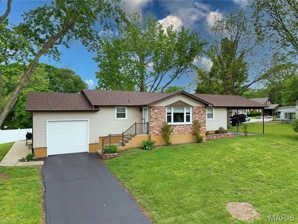 479 Joachim Avenue , Herculaneum, MO 63048