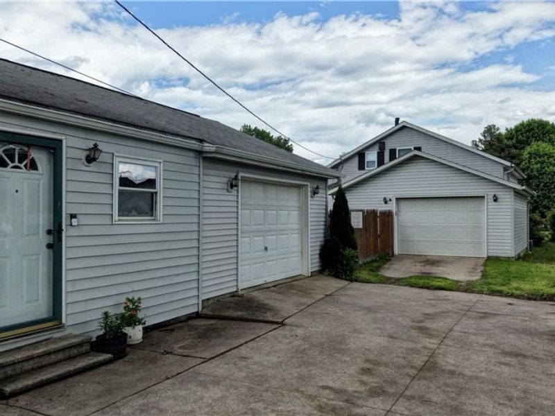 127 7th Drive SW, New Philadelphia, OH 44663 Photo 5