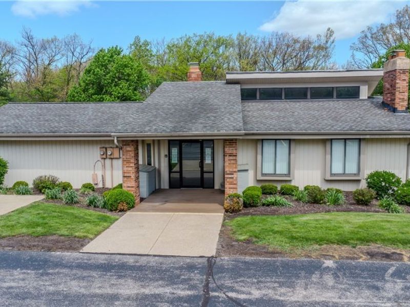 5556 Hilltop Oval, Parma, OH 44134 Photo 18